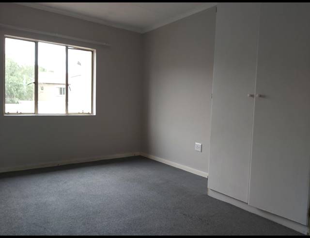 2 BEDROOM DUPLEX TO LET IN NORTH RIDING